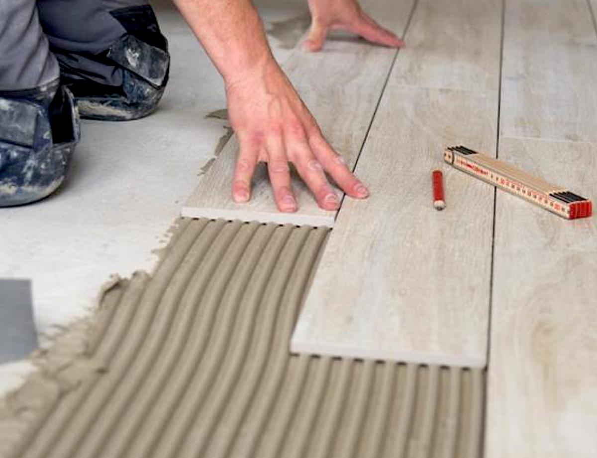 Devenir Carreleur: plusieurs milliers demplois à pourvoir en France